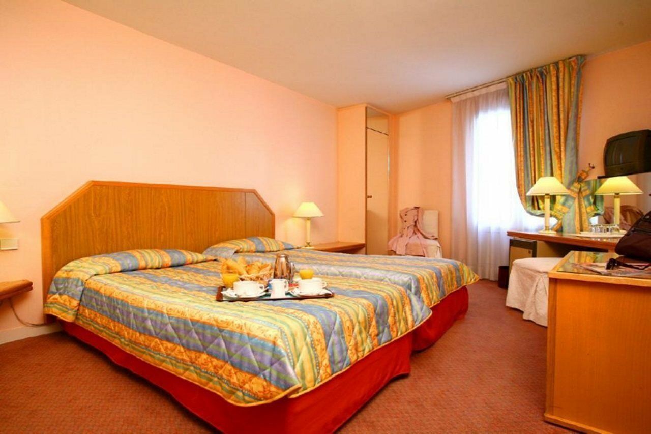 Fertel Etoile Hotel